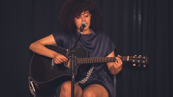 Ellie Chante